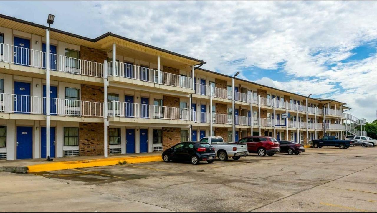Motel 6-Lake Charles, La - Lake Charles On The Bayou Exterior photo